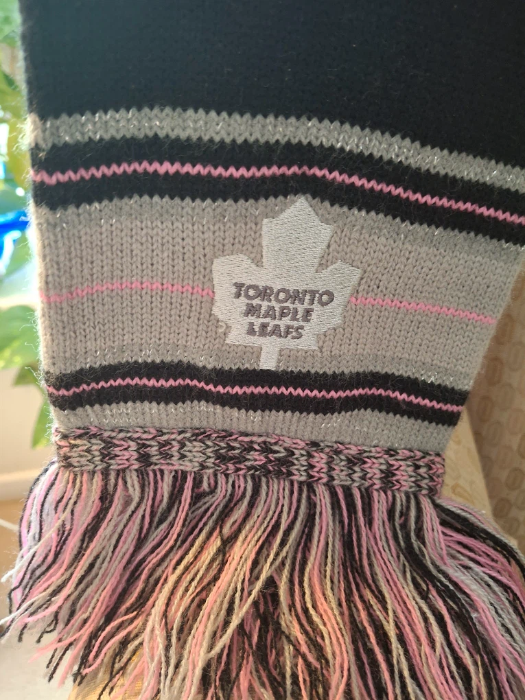 Toronto Maple Leafs scarf
