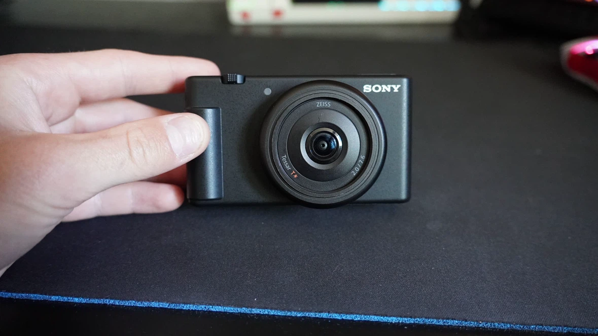 Sony ZV-1F Content Creator Camera - photo 2