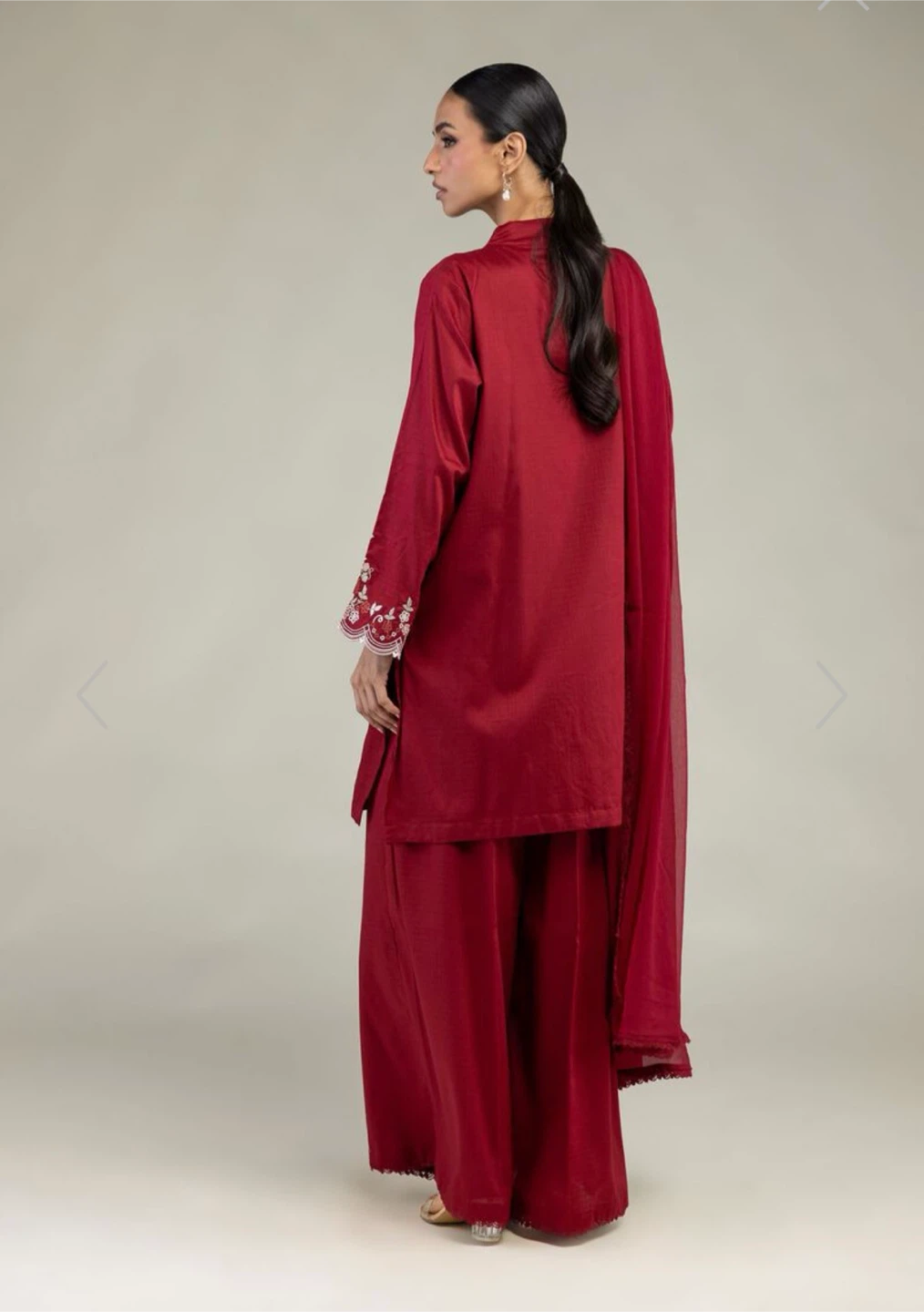 New Maroon Embroidered Three-Piece Salwar Kameez - photo 5