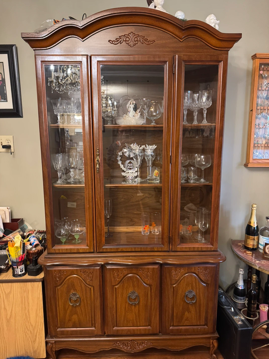 Traditional Wood China Cabinet - photo 2