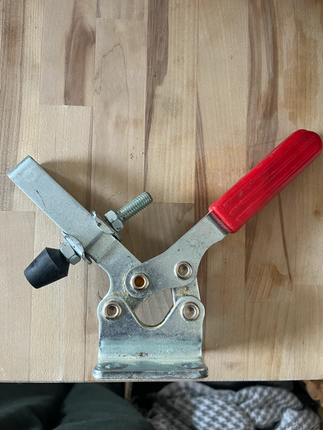 Vertical Toggle Clamp