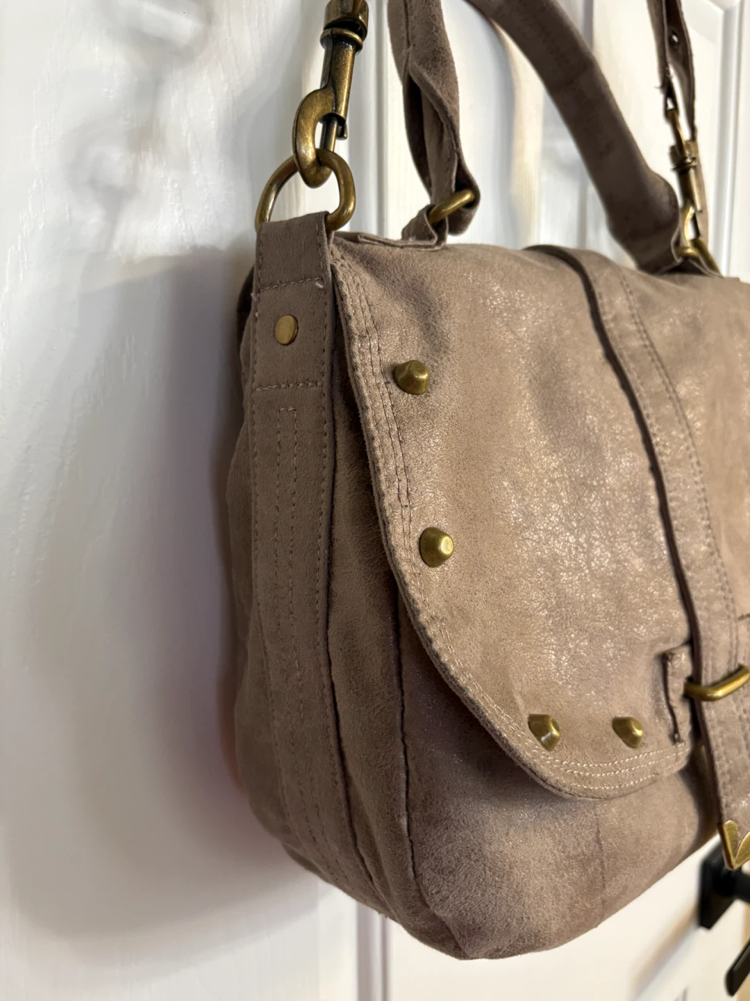 Matt & Nat “Sasha” Vegan Suede Satchel in Taupe Color - photo 5