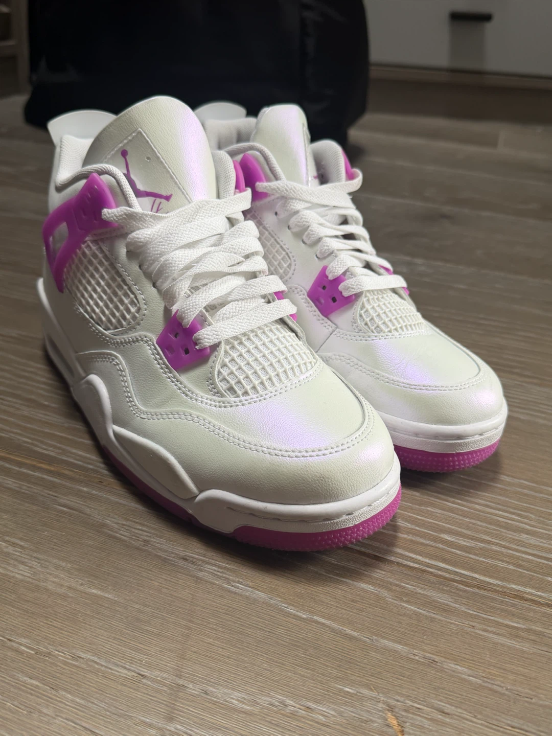 Air Jordan 4 Retro White/Pink – Size 6Y - photo 4