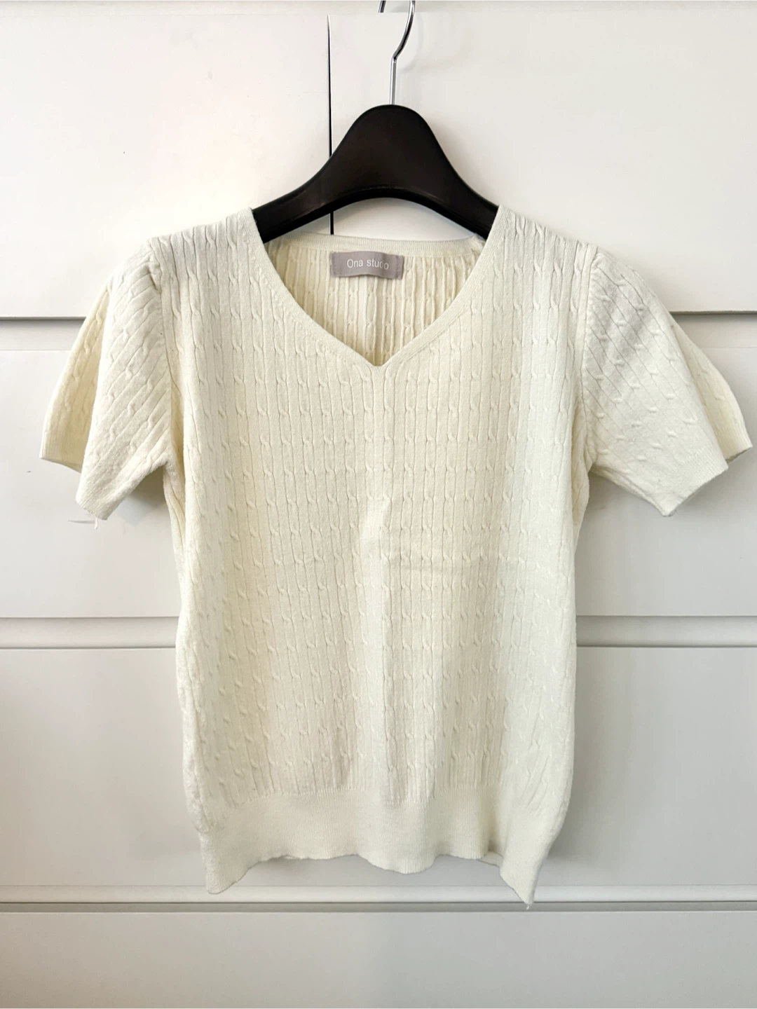 Ivory Cable Knit V-Neck Top