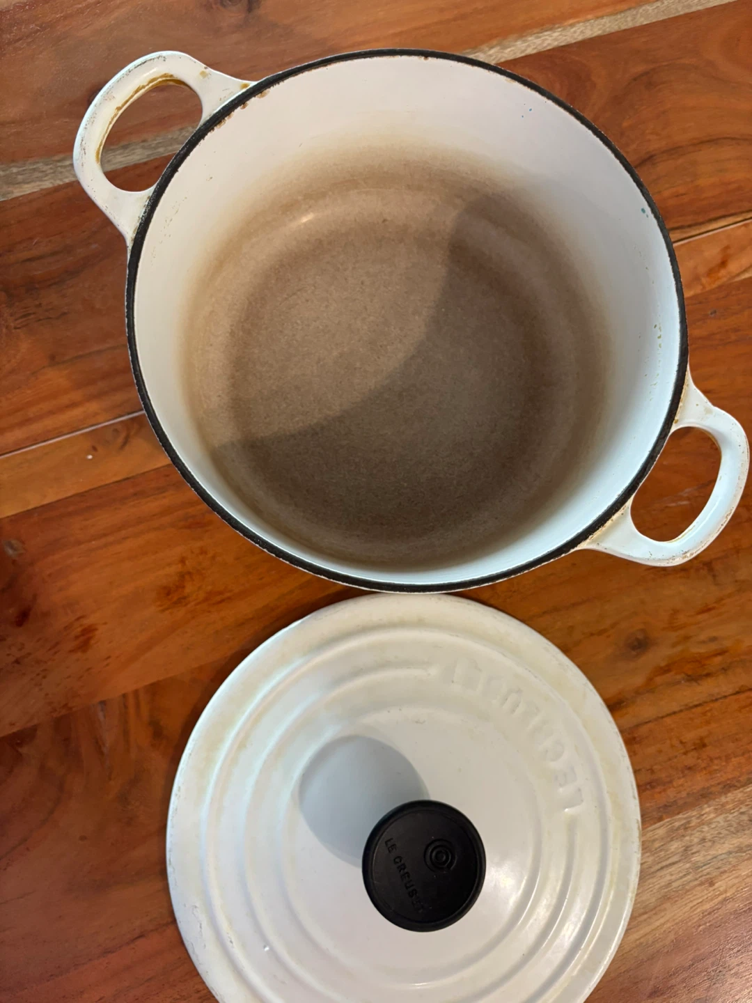 Le Creuset Enameled Cast Iron Dutch Oven - photo 2