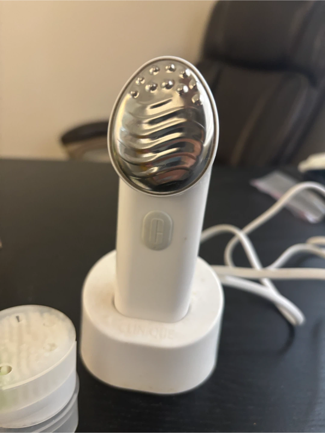 Clinique Sonic System Purifying Cleansing Brush
