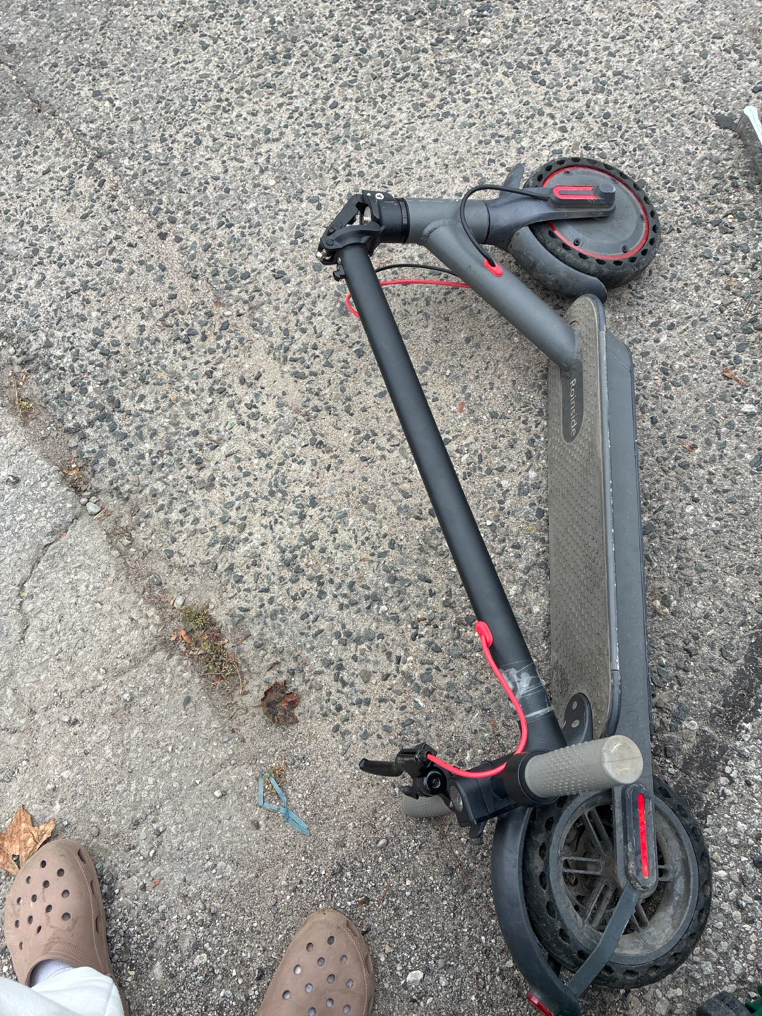 Roinside e scoter battery doesn’t work come today
