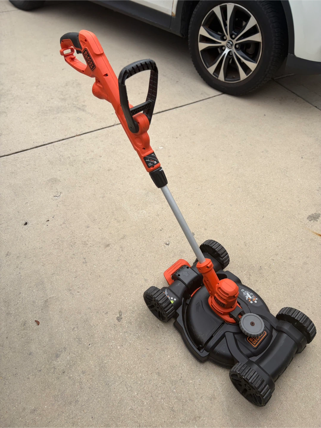 Black+Decker Lawn Mower - photo 3