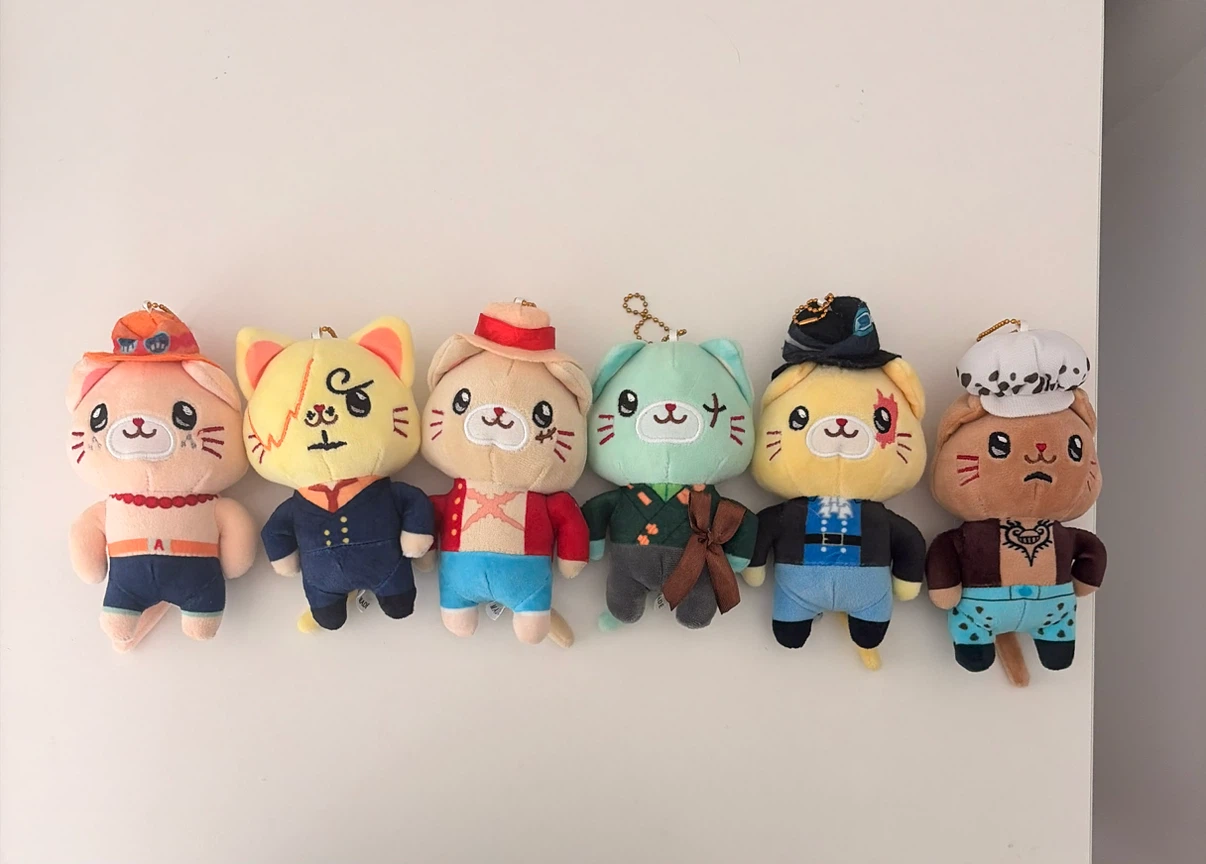 6Pcs One Piece Cat Plush Keychain Set