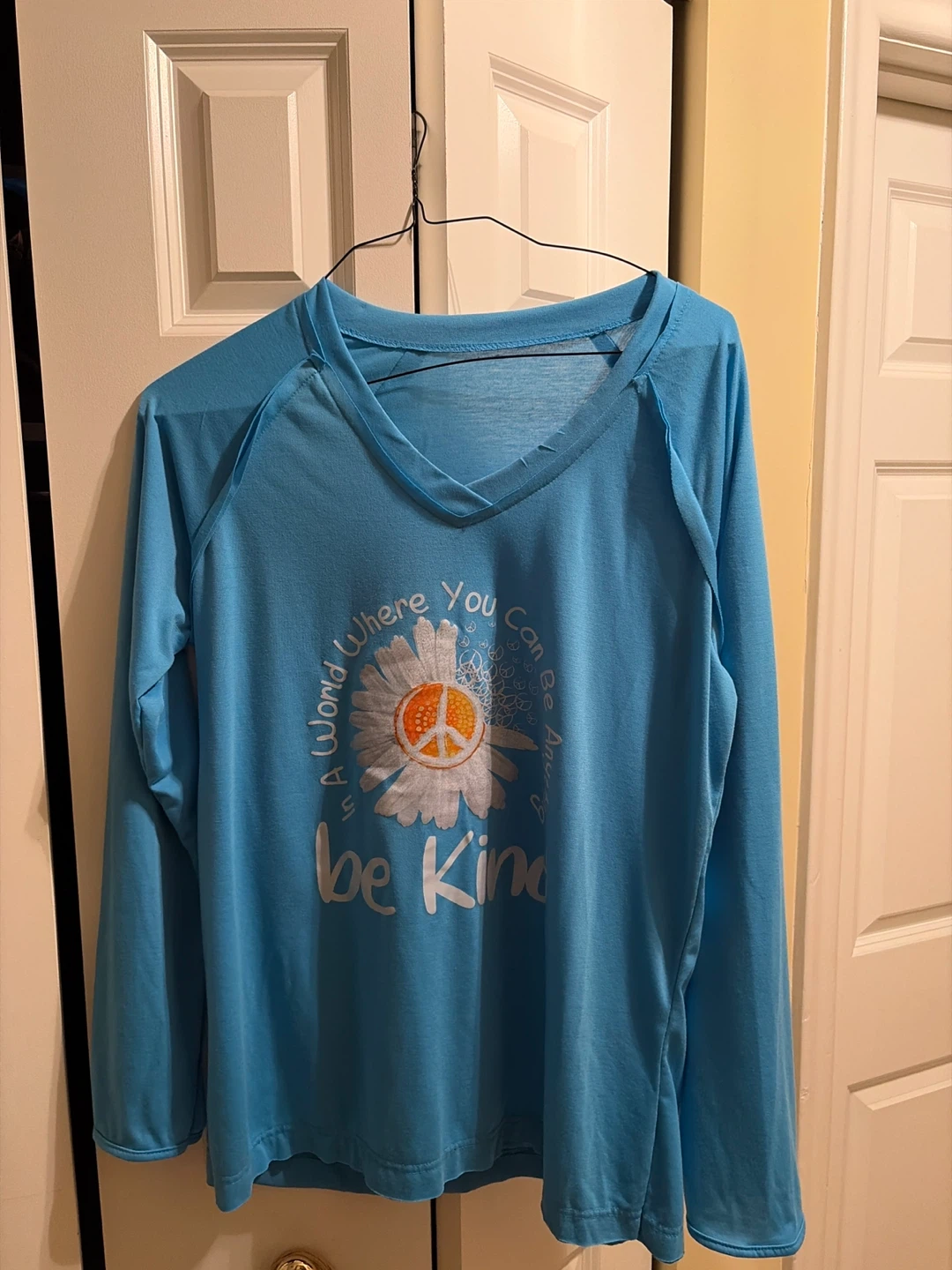 BNNW Blue Long-Sleeve Graphic Daisy Tee
