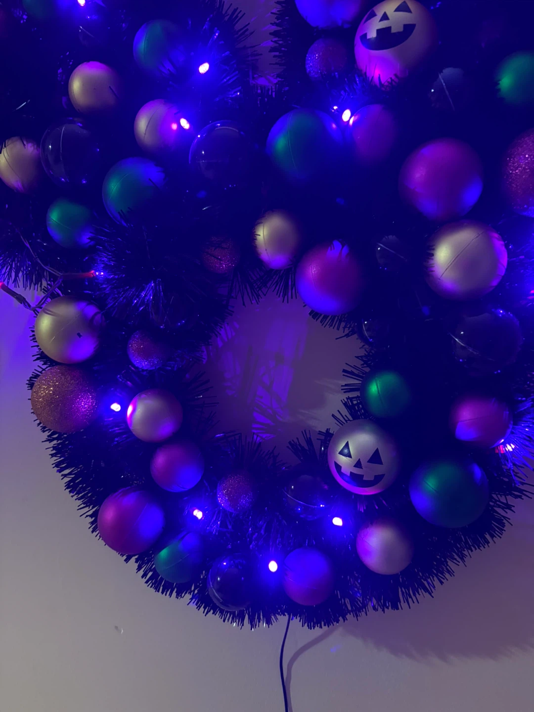 Disney Mickey Mouse Lighted Halloween Wreath - photo 4