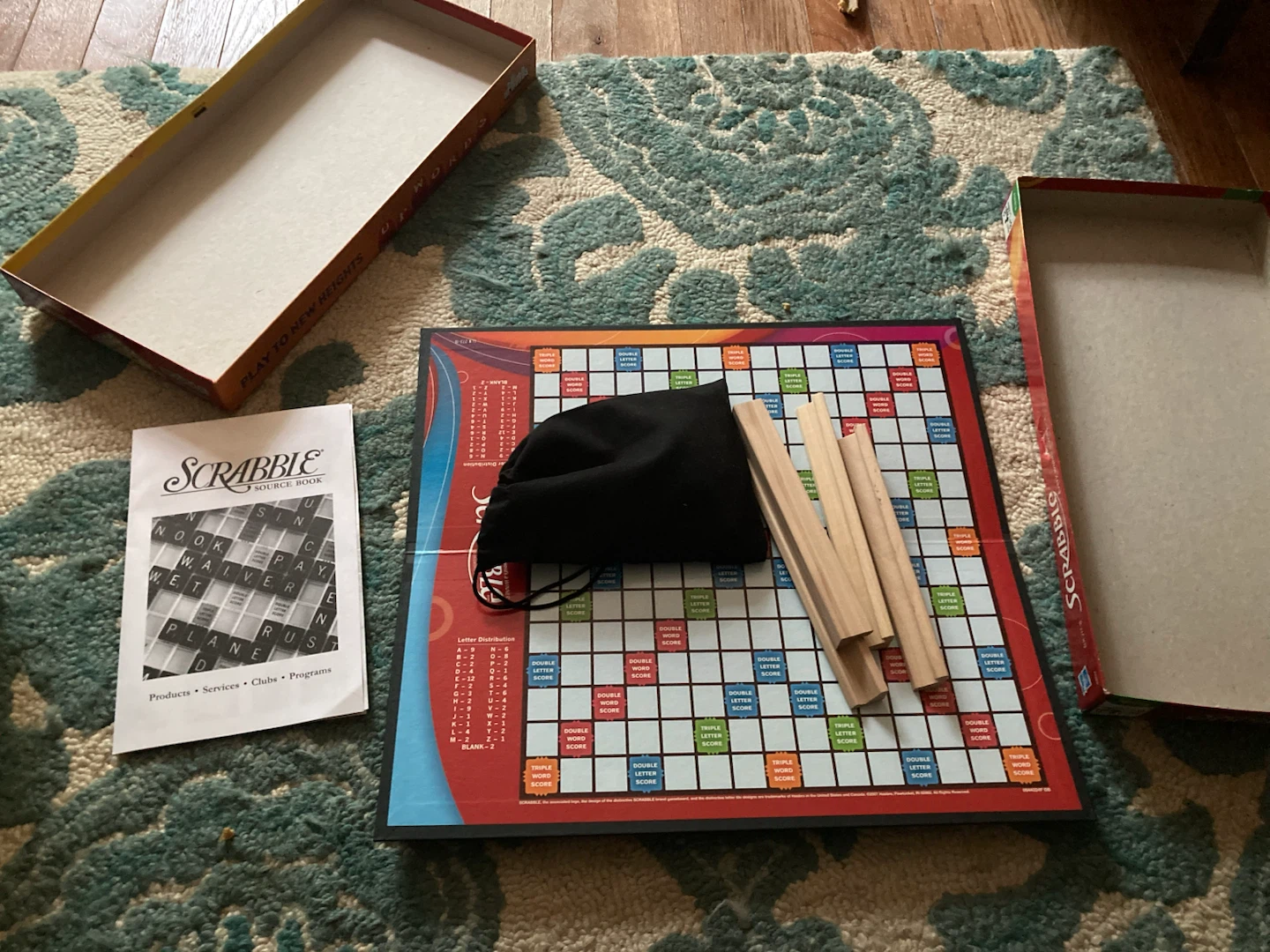 Hasbro Scrabble Crossword Game - photo 2