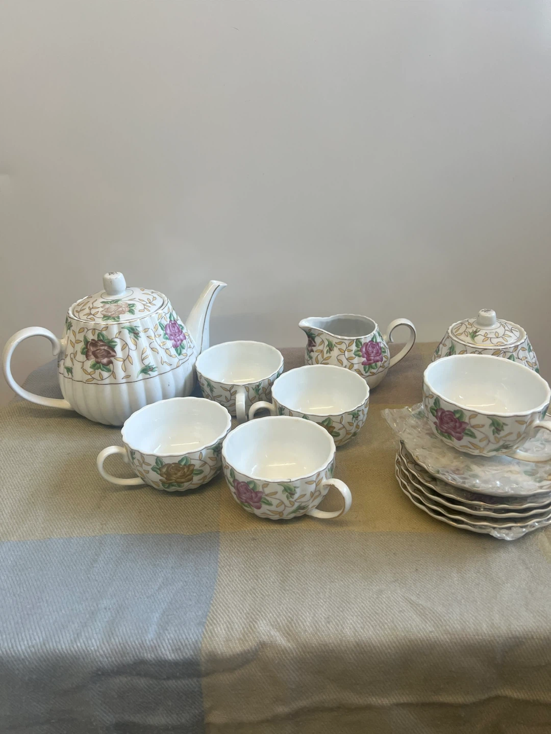 Floral Porcelain Tea Set - photo 2