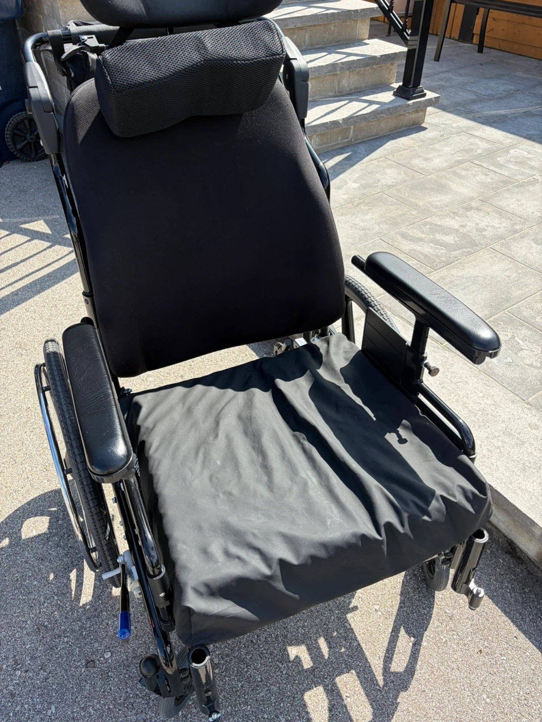 Power Plus Mobility Wheelchair with ROHO Cushion - photo 5