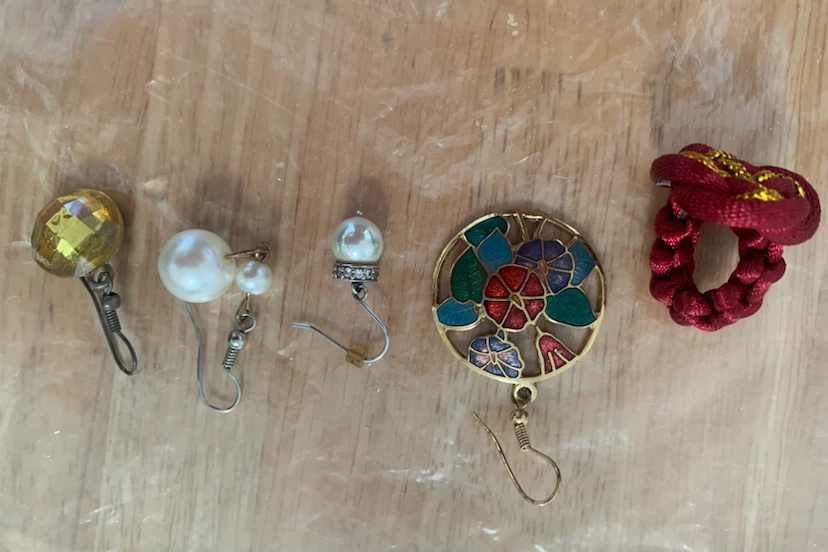 Fashion Earrings & red ring - photo 3