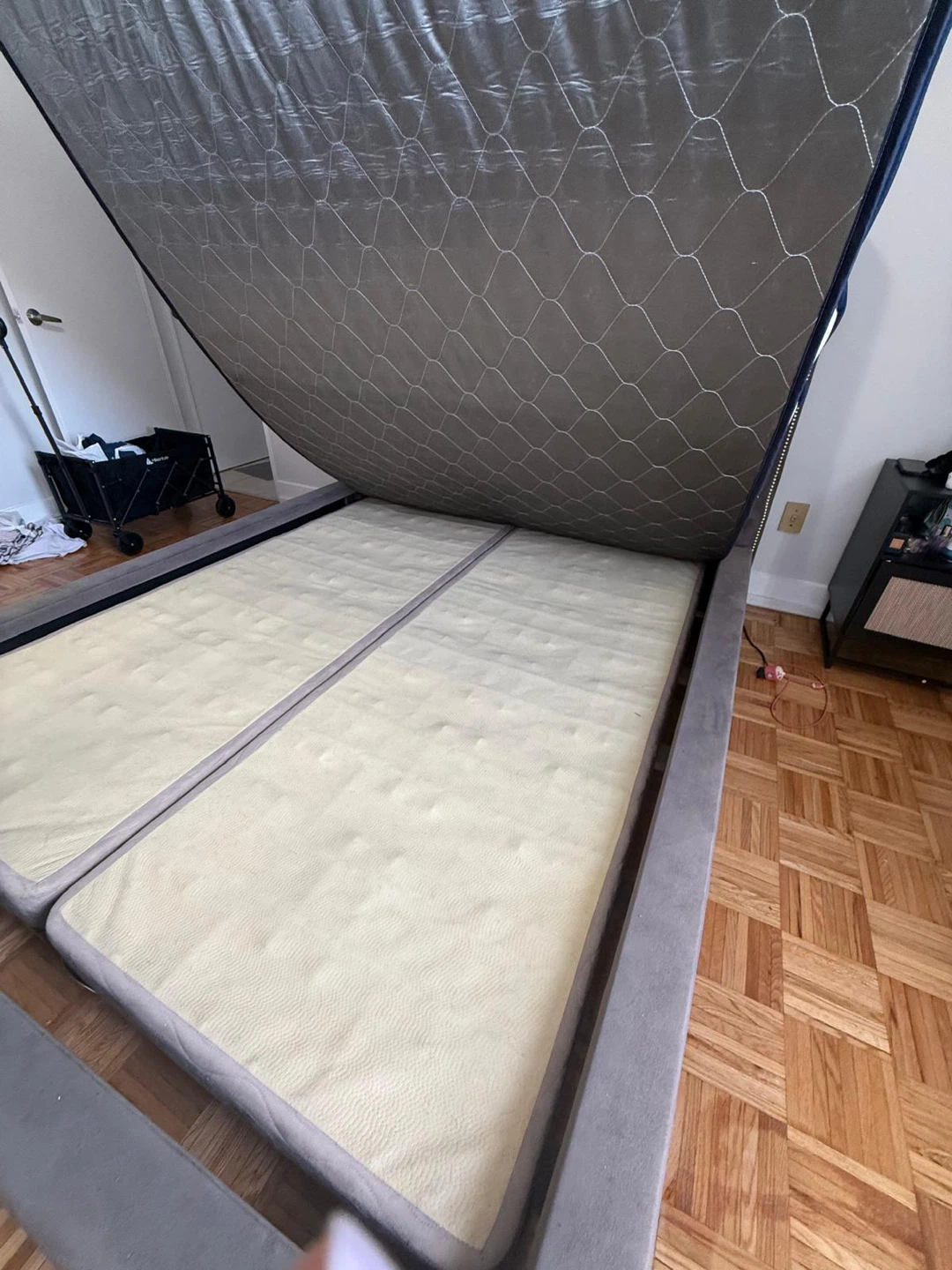 Molblly Queen Bed Set with Upholstered Wingback Headboard - photo 4