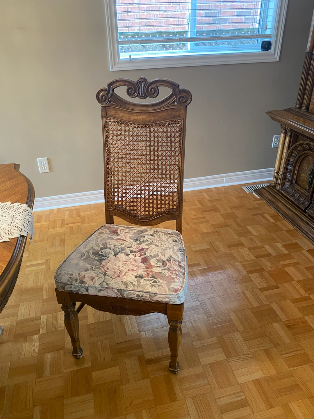 Vintage Oak Dining Room Set with Hutch and Chairs - photo 4