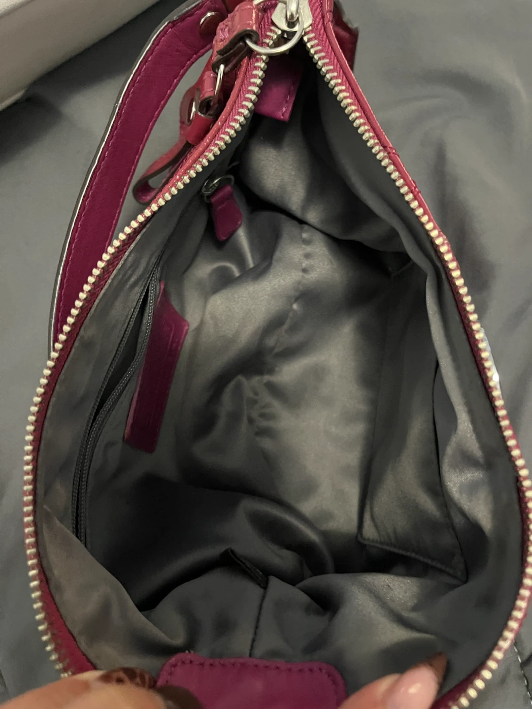Pink patent leather coach purse - photo 2
