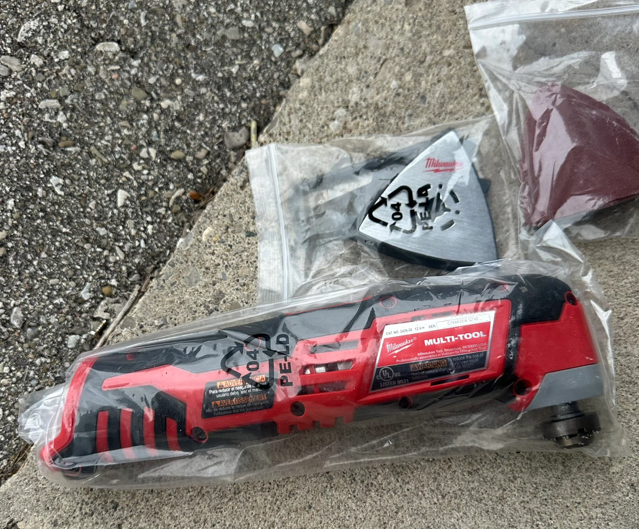 Milwaukee M12 Multi-Tool 2426-20 - photo 3