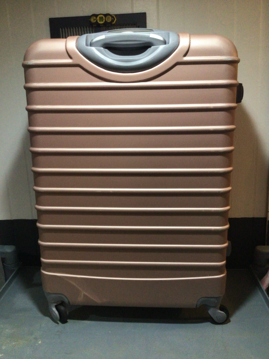 Luggage - photo 5