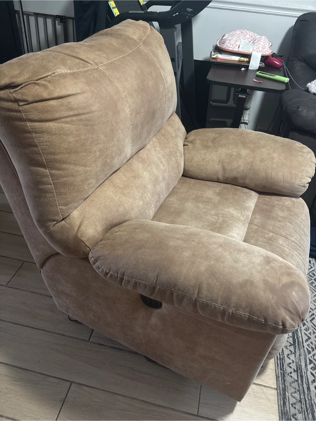 Tan Suede Power Recliner Chair - photo 2