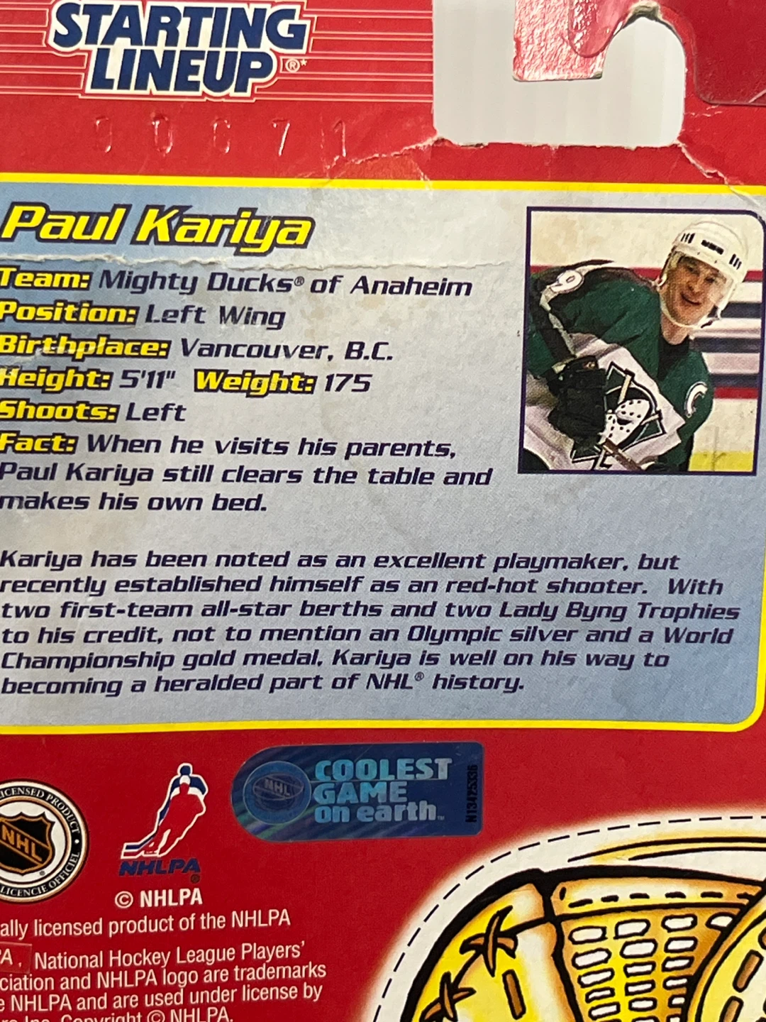 Vintage 90s Mighty Ducks Paul Kariya Action Figure + Free Cards - photo 4