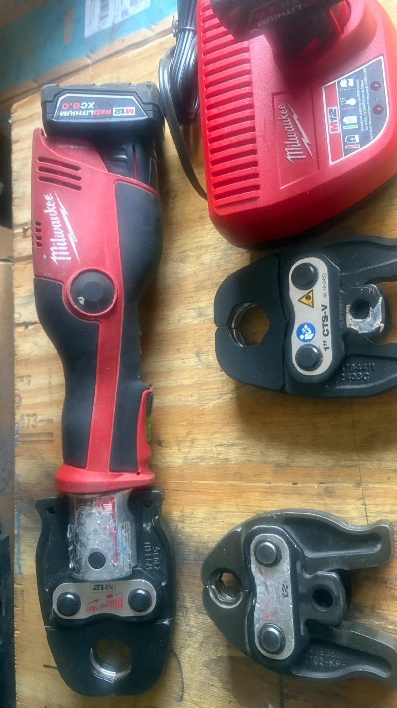 Milwaukee M12 Force Logic Press Tool with Jaws - photo 3