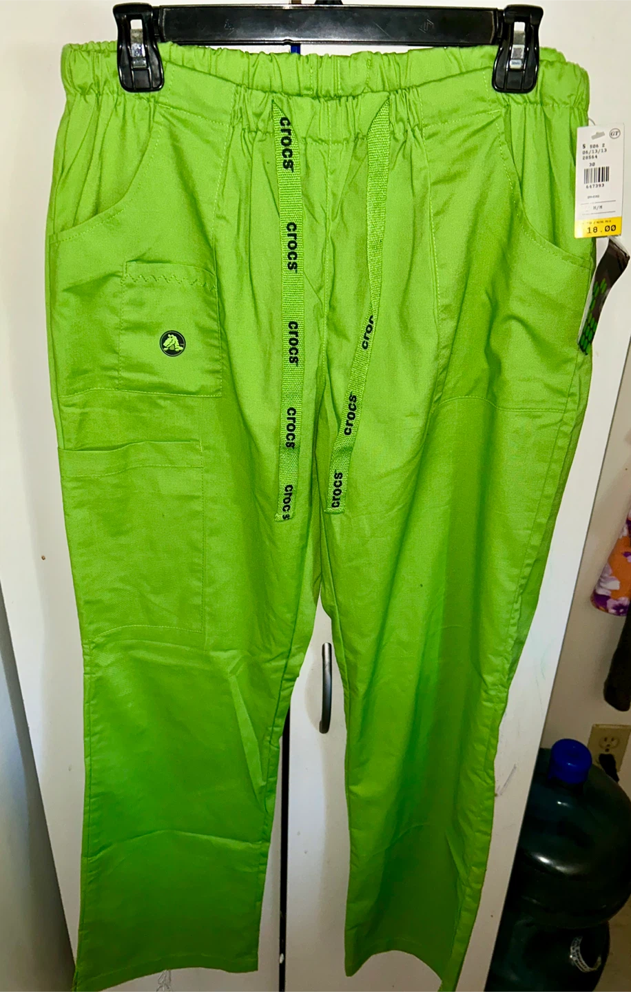Crocs scrub pants and White Cross scrub top - photo 3