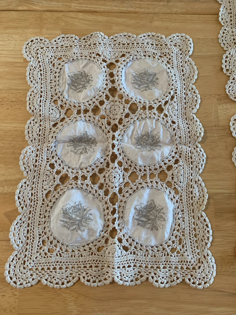 Set of 3 Vintage Crochet - photo 2