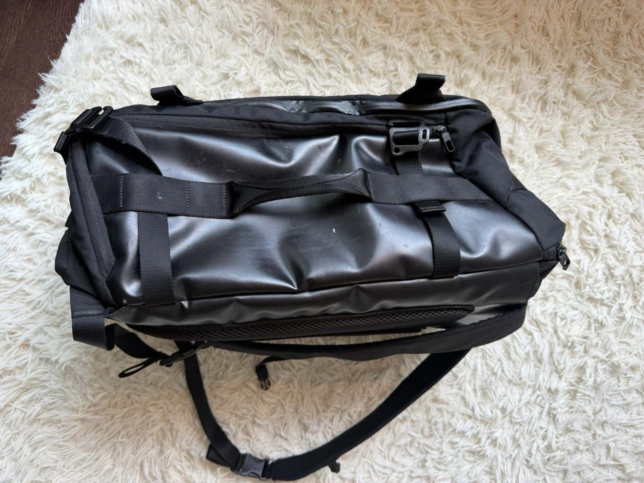Lululemon More Miles Backpack 39L Black - photo 4