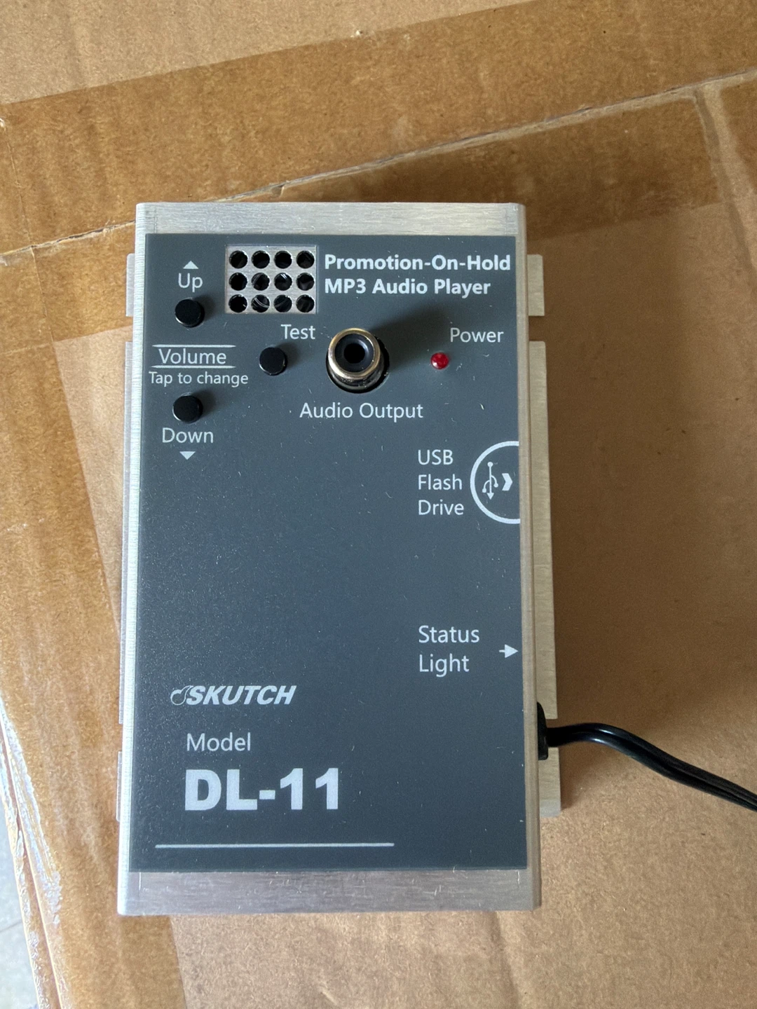 Skutch DL-11 Promotion-On-Hold MP3 Audio Player