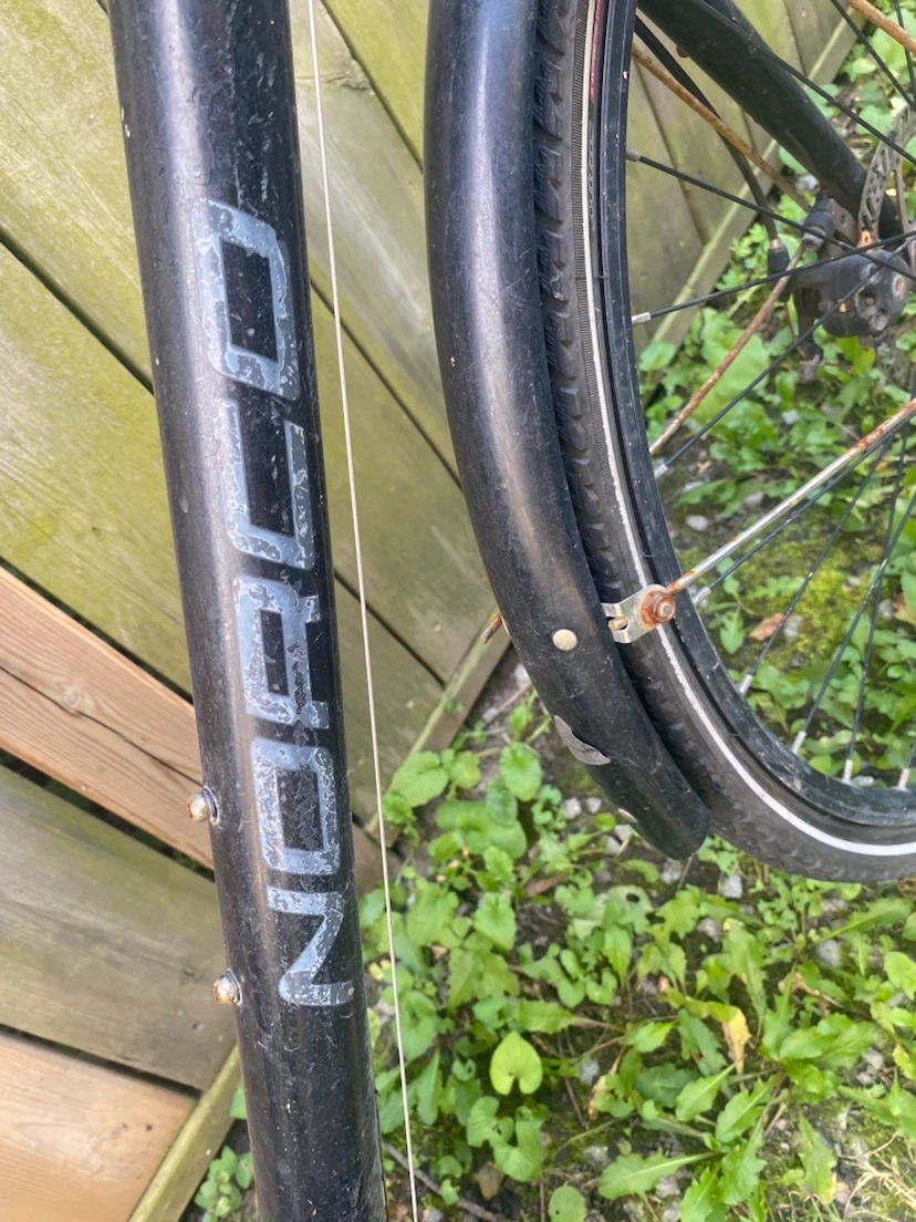 Norco Indie Bicycle 18 inch - Hybrid (Needs Tune-Up / Has Rust) - photo 3