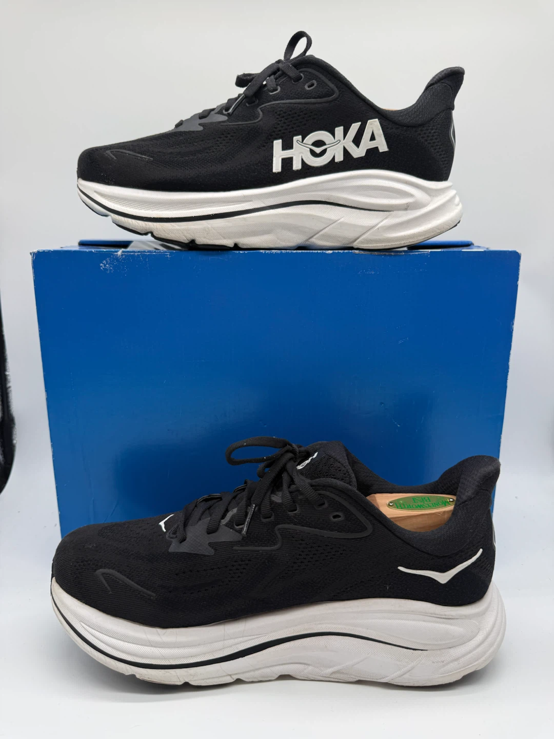 HOKA One One Clifton 10 Women’s Running Shoes Size US 9,5(2E)
