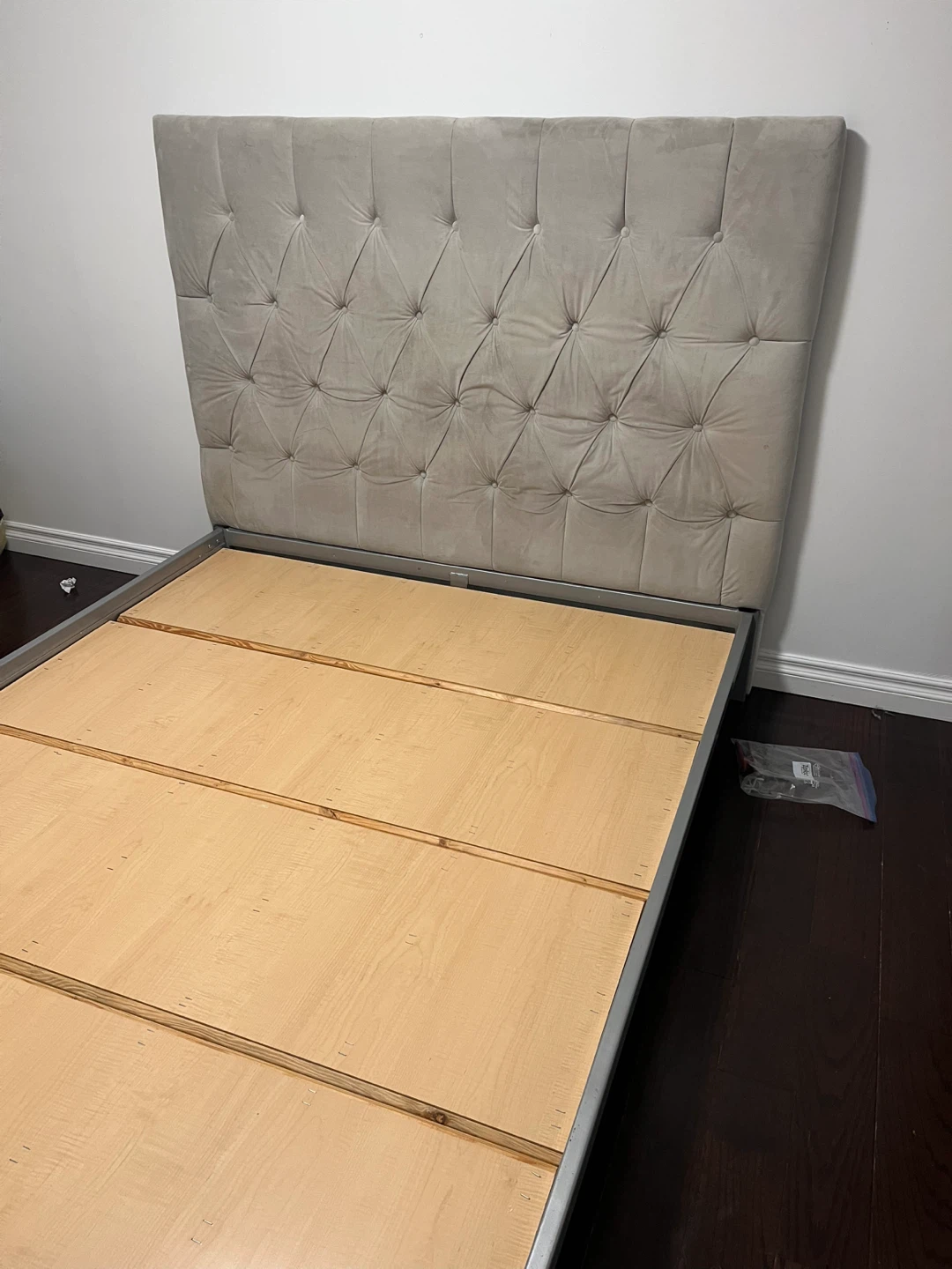 Queen Tufted Headboard and Metal Platform Bed Frame - photo 2