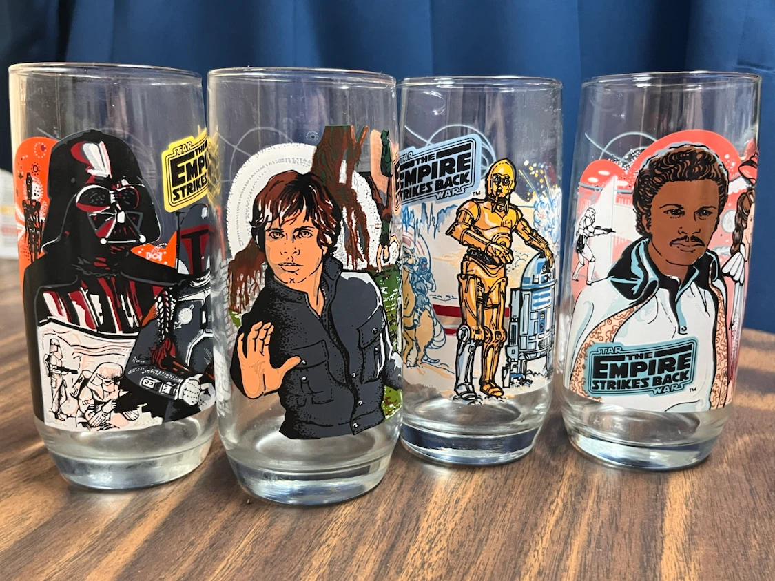 Vintage Burger King Star Wars - the Empire strikes back Glasses
