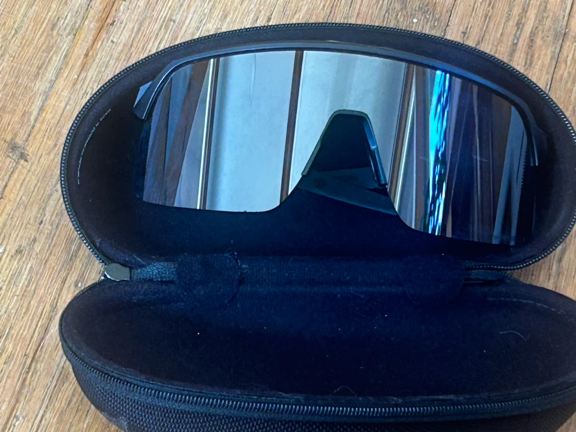 Oakley Sunglasses OO9463