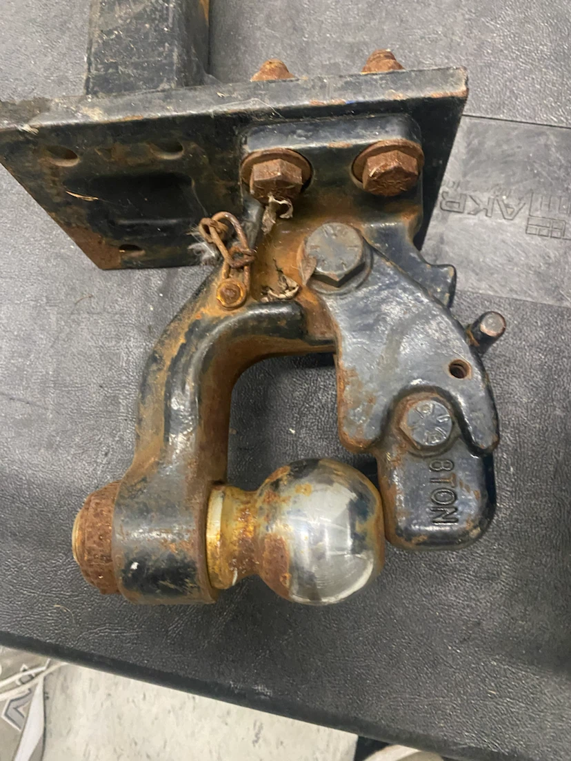 Buyers Products 8-Ton Pintle Hook with Ball - photo 3