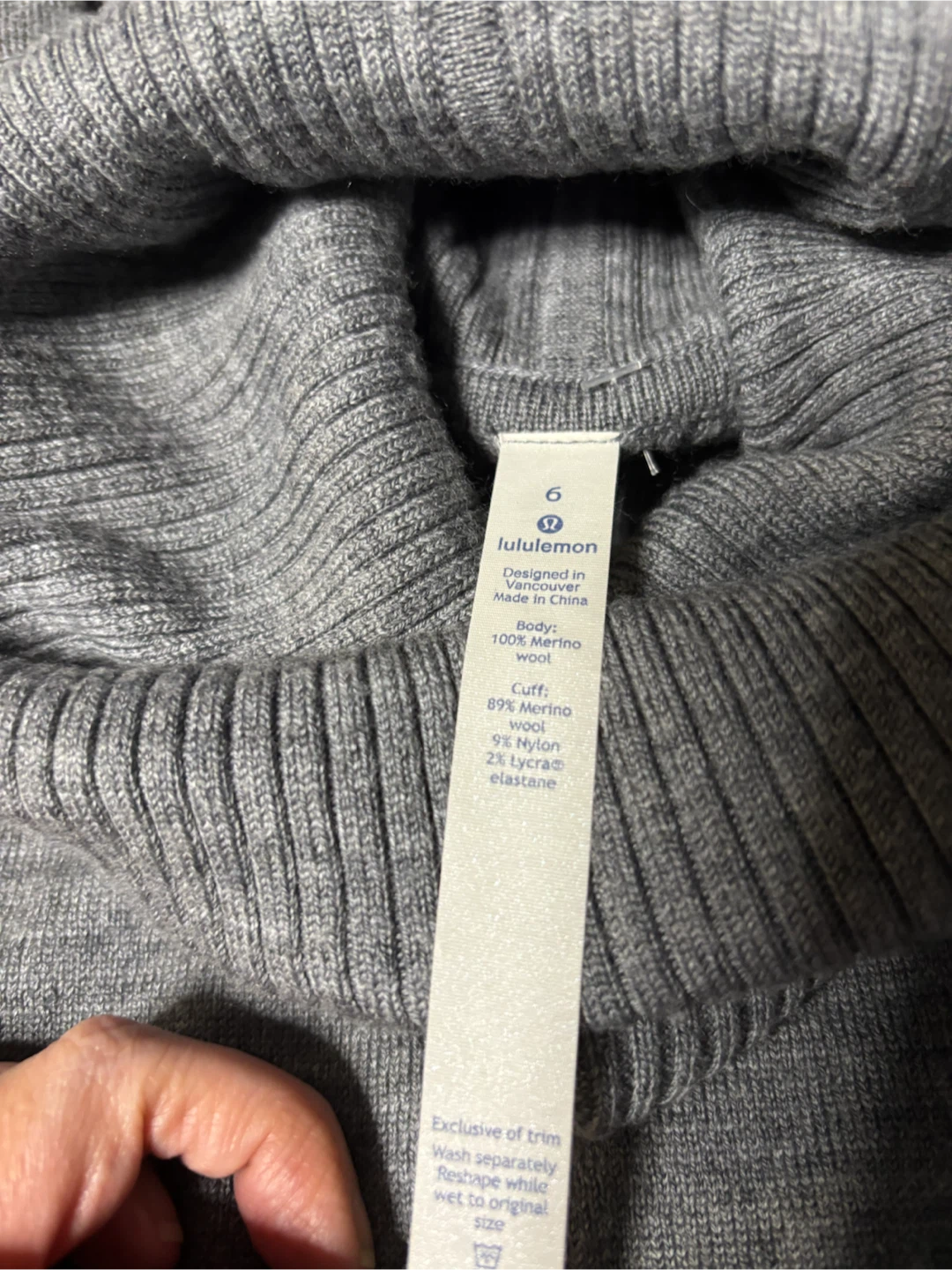 Lululemon Merino Wool Turtleneck Sweater - photo 4