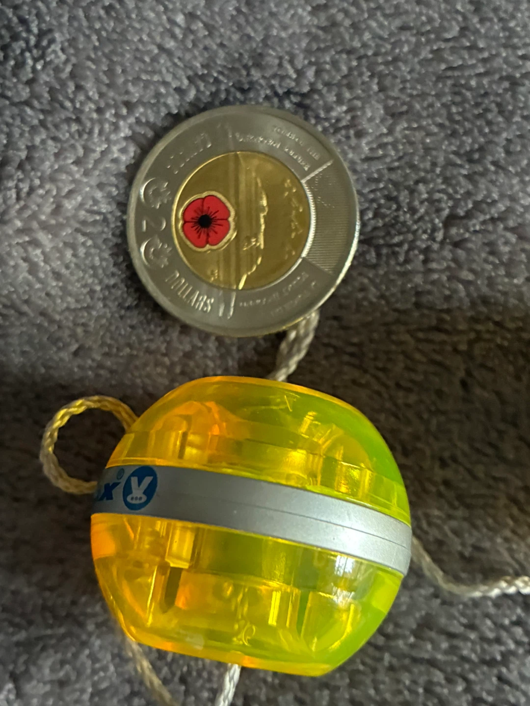 Vintage Astrojax V-Max Citrus Yellow Skill Toy Docking Station - photo 3