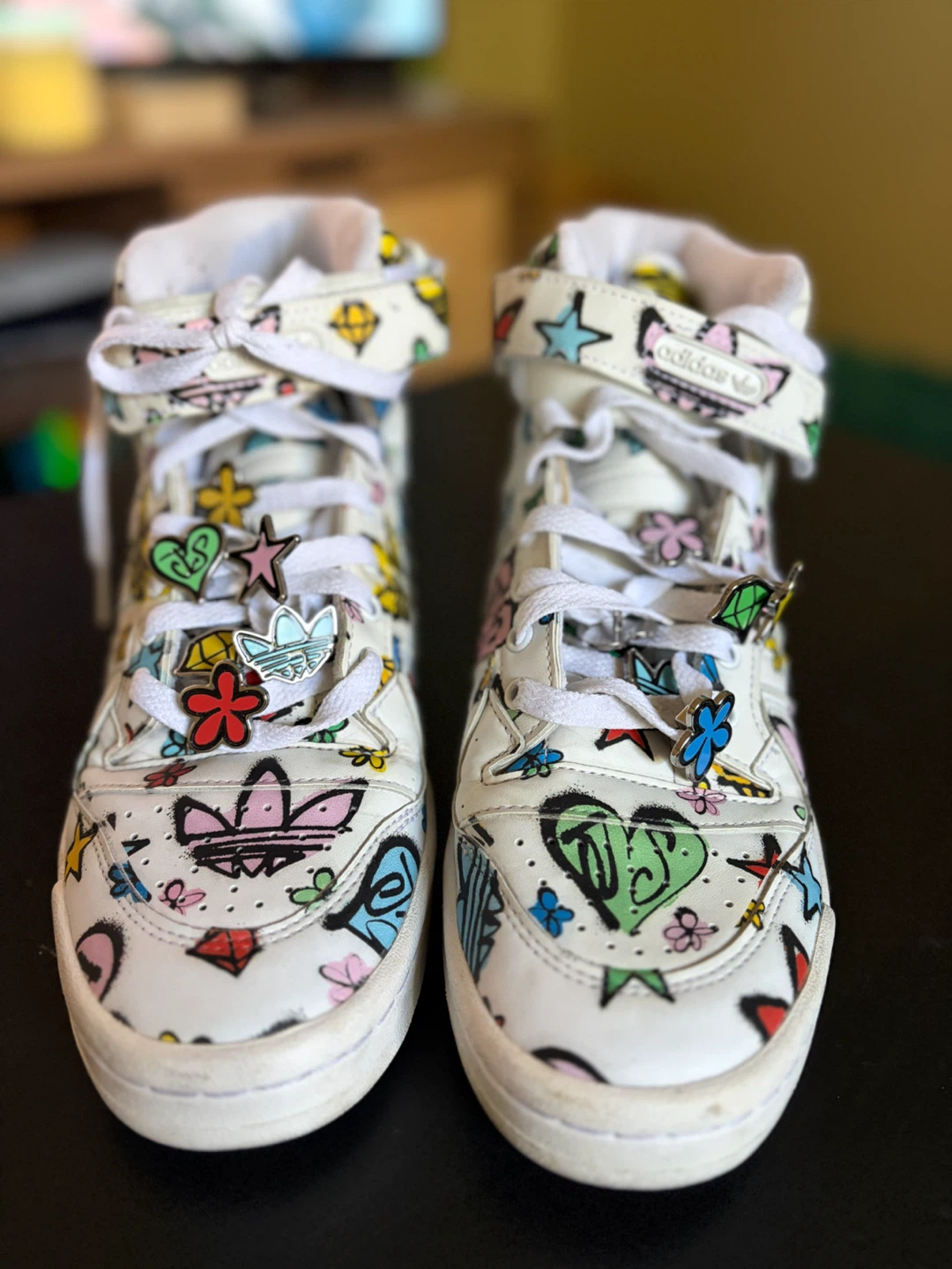 Adidas Forum 84 High x Jeremy Scott Graffiti – Size 8 - photo 2