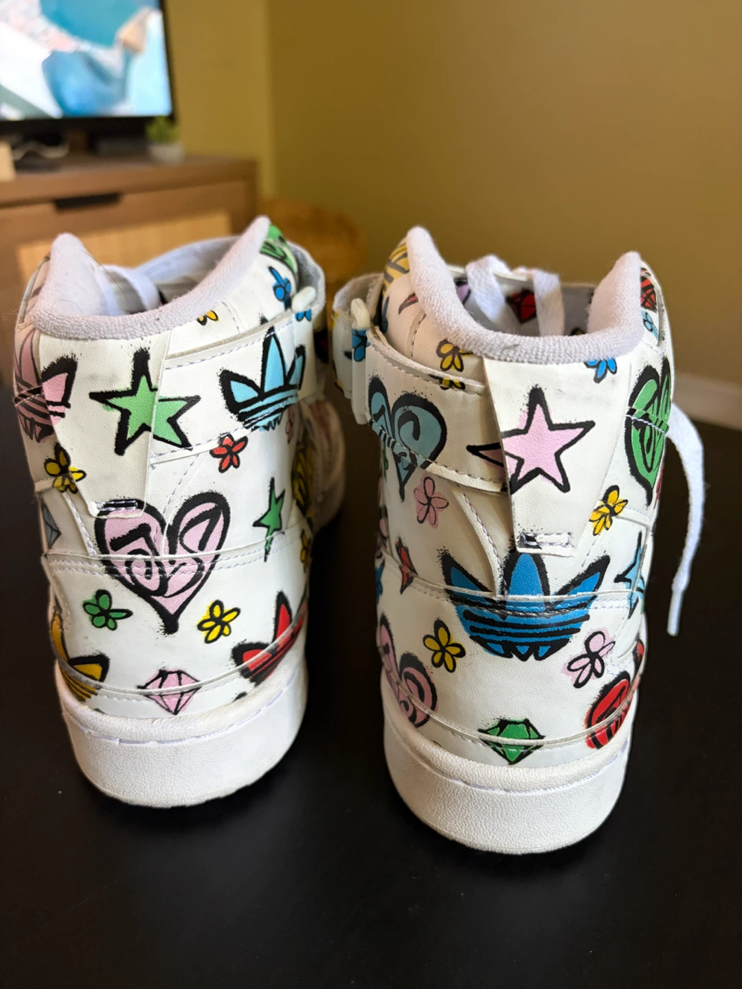 Adidas Forum 84 High x Jeremy Scott Graffiti – Size 8 - photo 4
