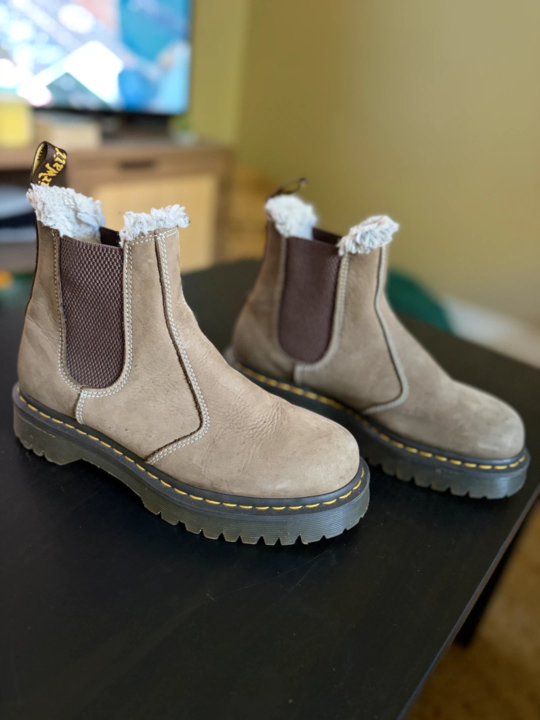 Dr. Martens 2976 WinterGrip Chelsea Boots – US Size 9 - photo 3
