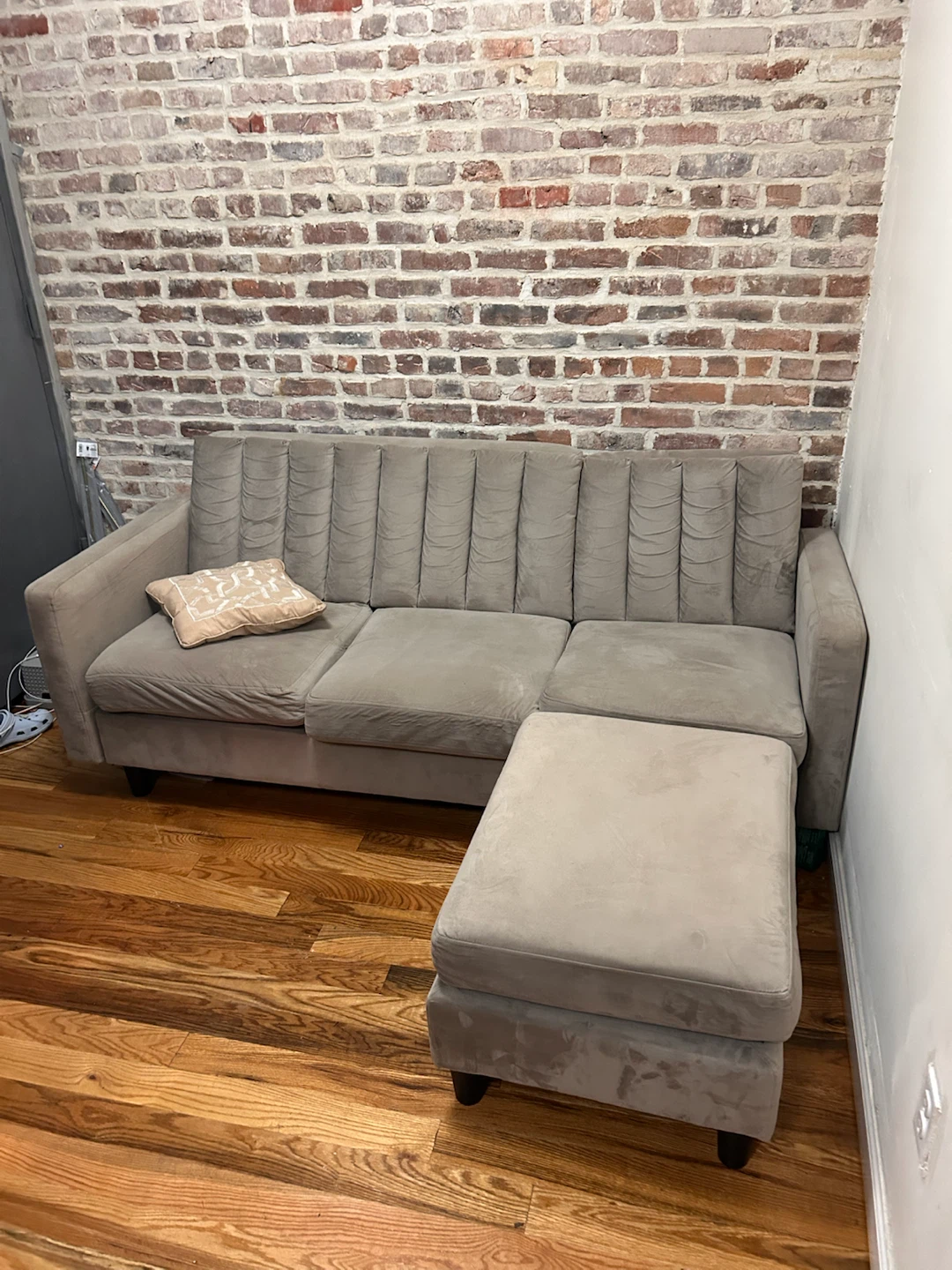 Gray Velvet Sectional Sofa with Ottoman - photo 4