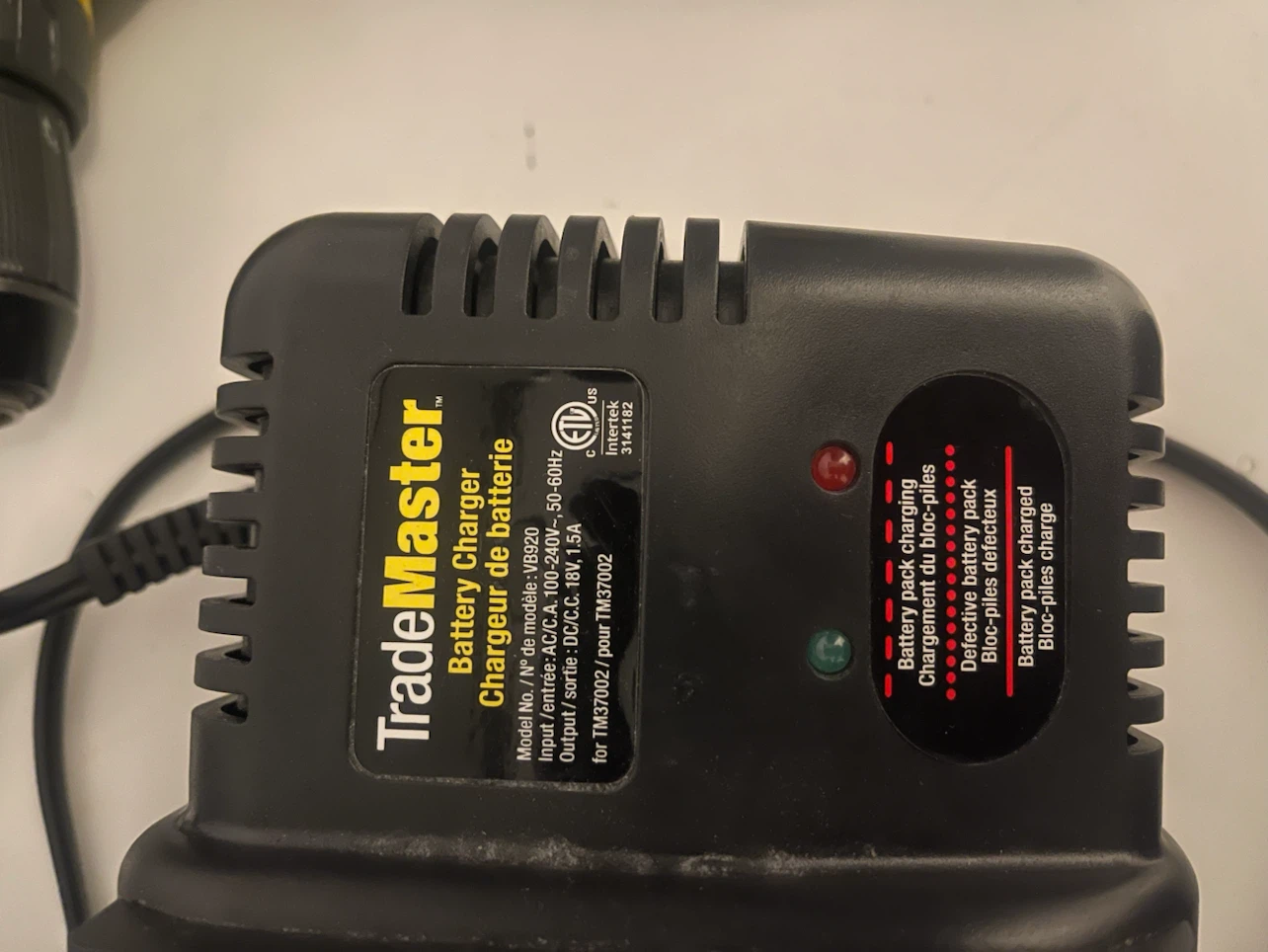 TradeMaster 18V Cordless Drill with charger and Case - photo 2