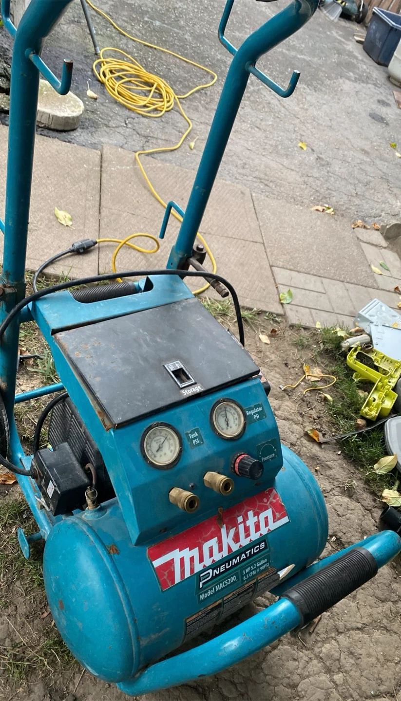 Makita MAC5200 Big Bore Air Compressor