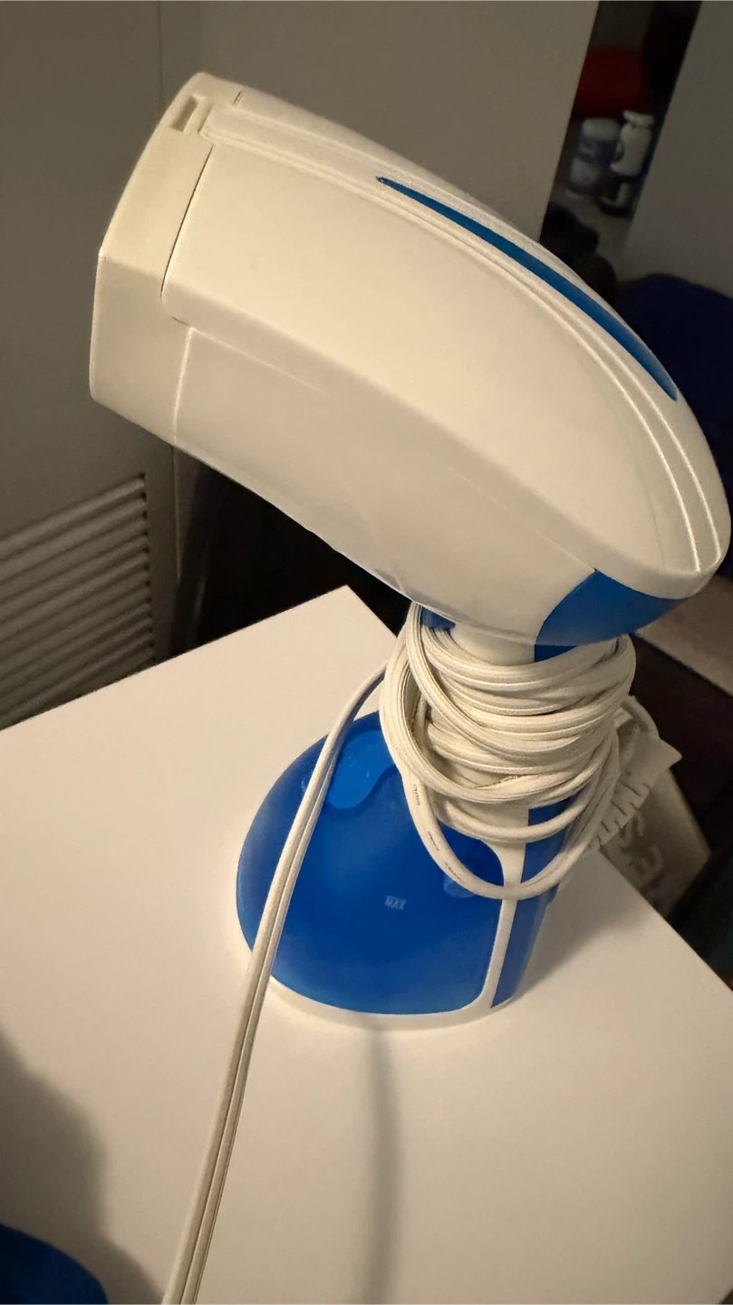 Handheld Garment Steamer - photo 3