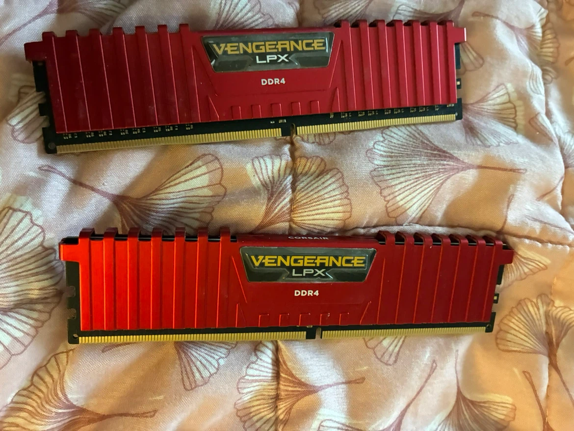 Assorted DDR4 RAM Sticks - photo 4