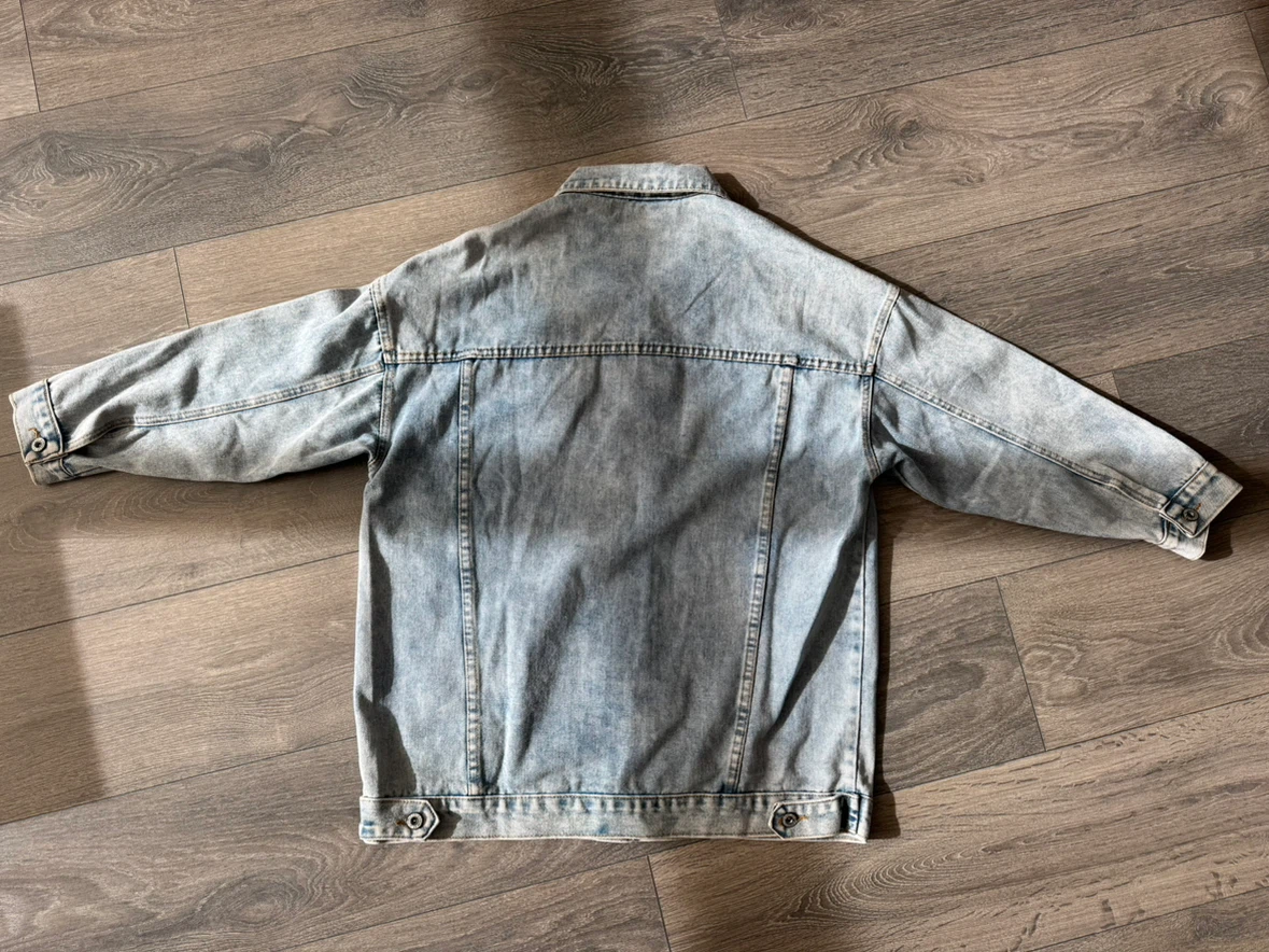 Women's Fashion Light wash denim jacket - photo 2
