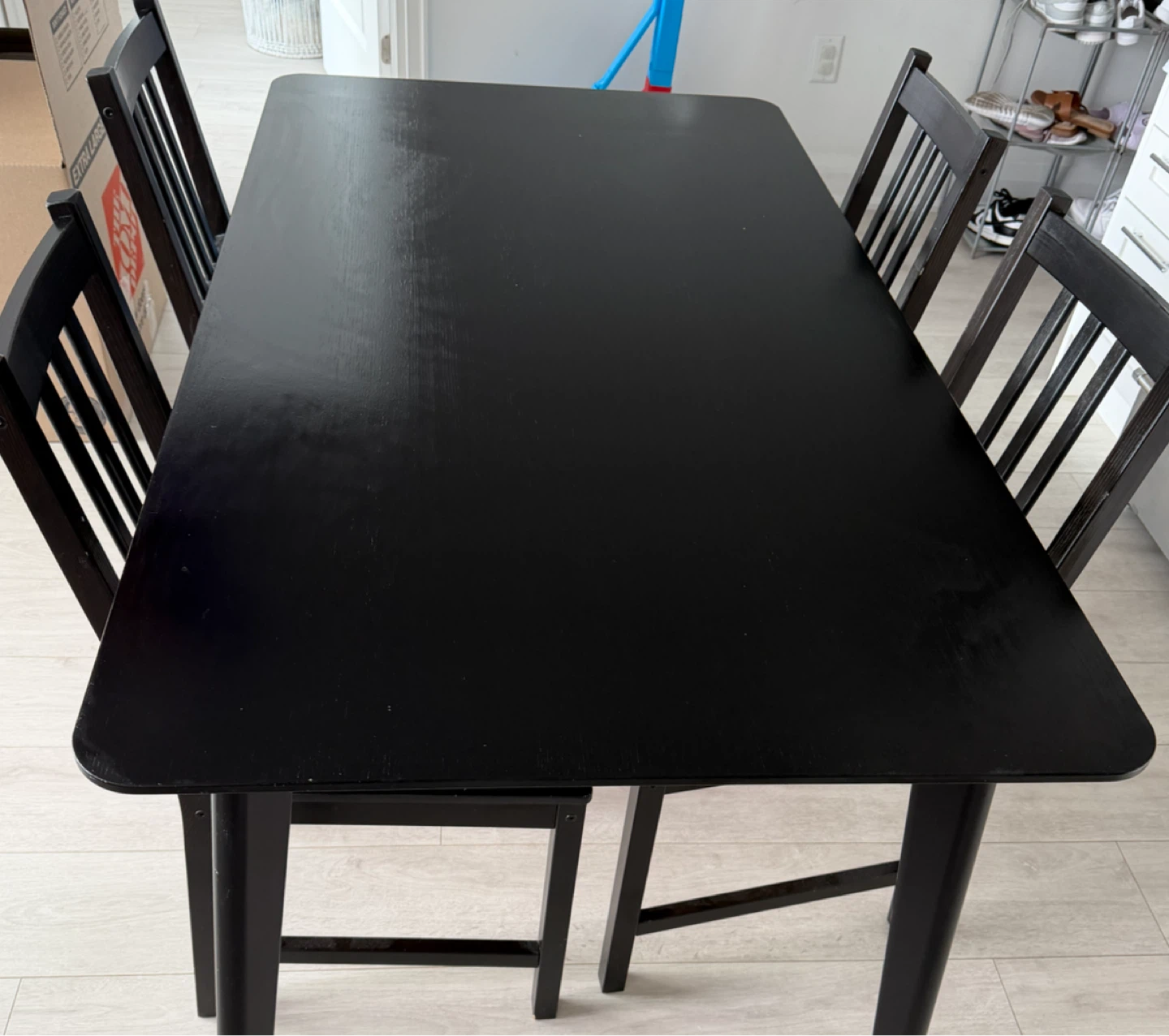 MOVING SALE.Dining Table and 4 Chairs Set- available from Monday - photo 3