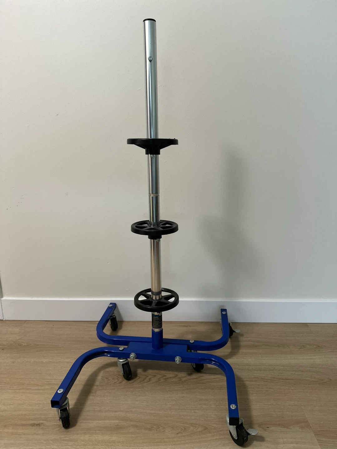 Tire rack